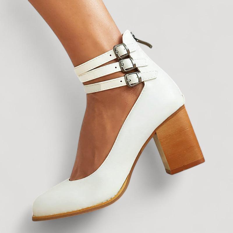 Casilda | Liukkaat sandaalit nilkkaremmeillä ja paksulla pohjalla