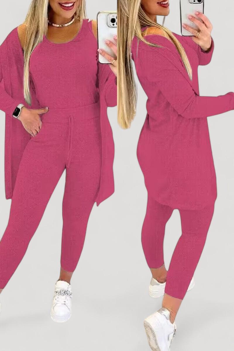 Maja - Tyylikäs kolmivärinen asu naisille