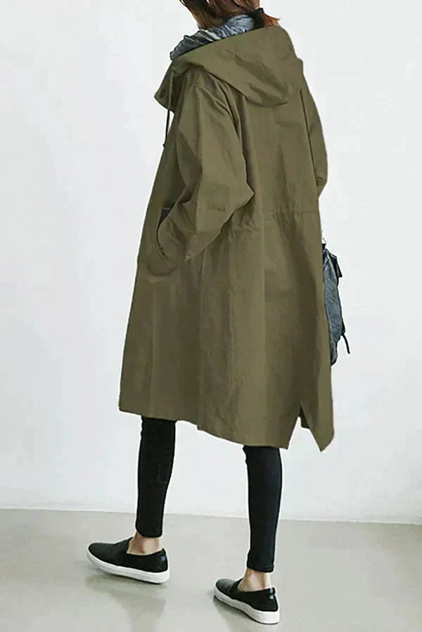 Dorothee | Trench-Coat Tyylillä