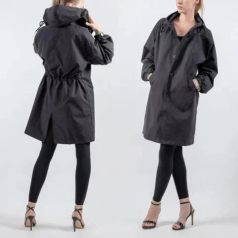 Dorothee | Trench-Coat Tyylillä