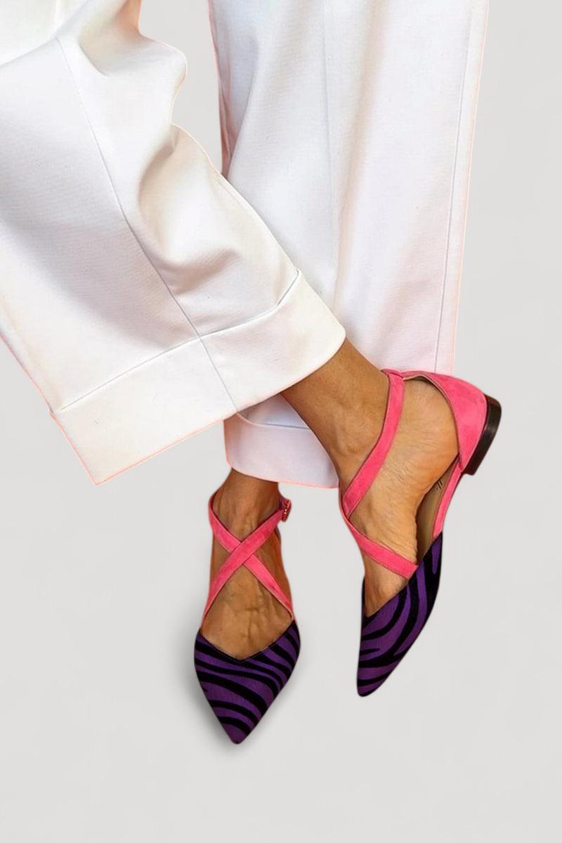 Zarella | Litteät sandaalit, joissa on seeprakuosi ja ristiriimu nilkassa