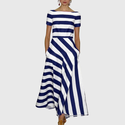 Carly™ - Raidallinen Mekko