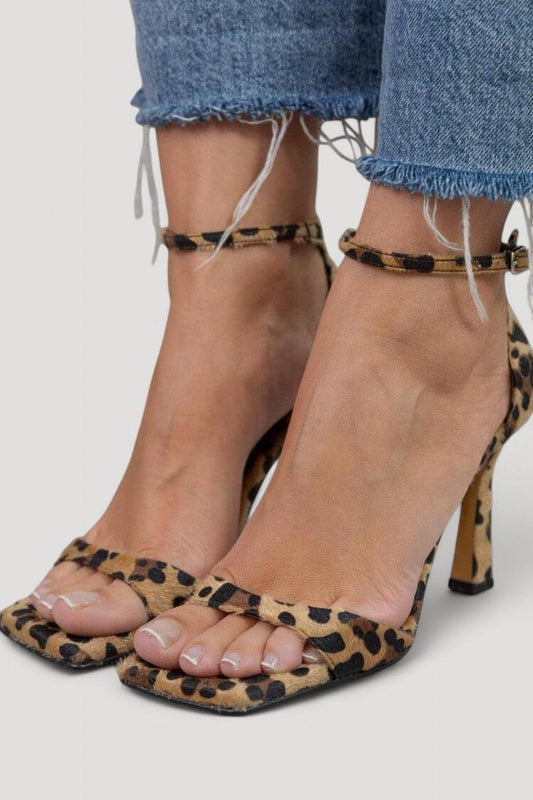 Giulia™ | Korkokenkäsandaalit eläinkuosilla