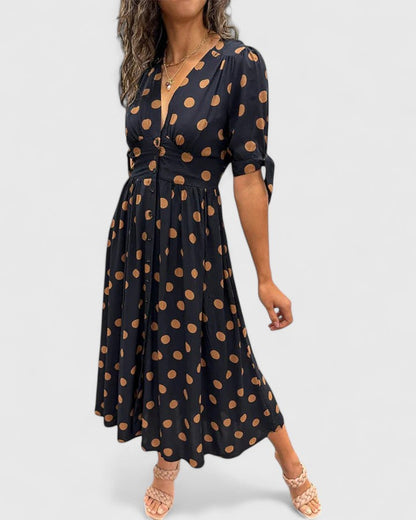 Colette | Tyylikäs Pilkkumekko
