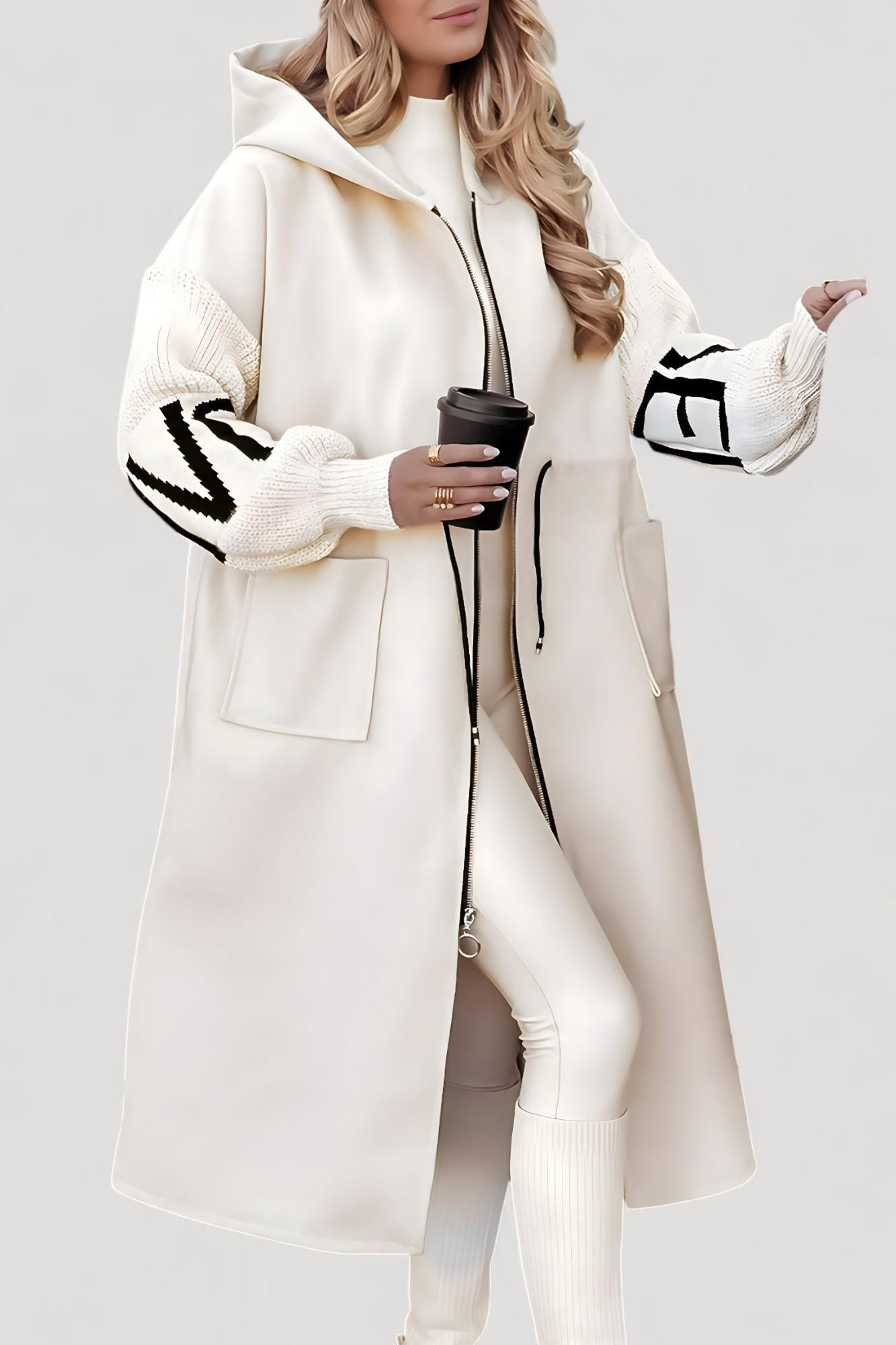 Lysanne - Pitkä Takki Huoodilla ja Taskuilla