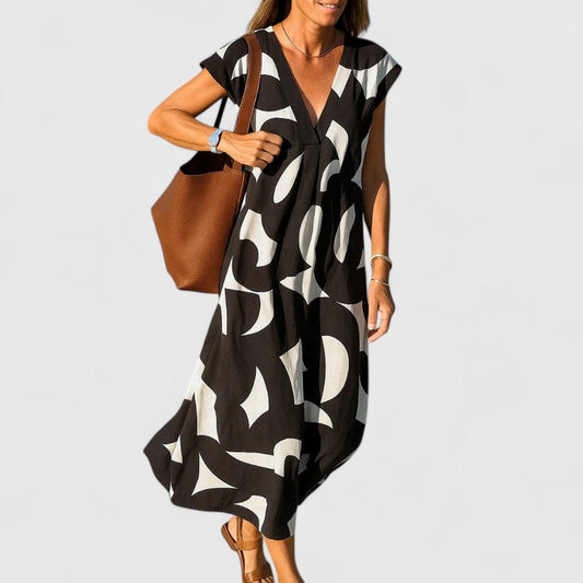 Koralia | Tyylikäs V-pääntie Mekko