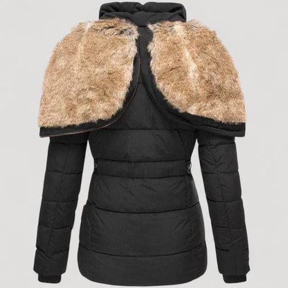 SARAH - Talvinen Lämmin Takki Karvavuorella