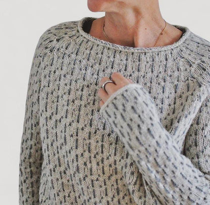 Viviana™ - Tyylikäs harmaa neule, jossa on saapaskaan