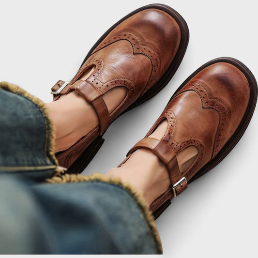 Elisa - Eleganssia ja Mukavuutta Korkokengissä