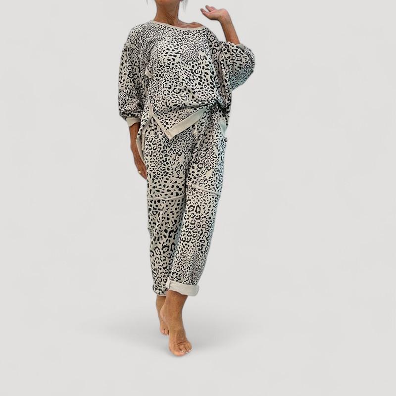 Leenora - Kaksi Osaa Leopardi Printillä